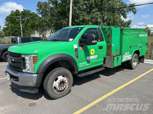 Ford F-450 Municipal/vehicul cu uz general