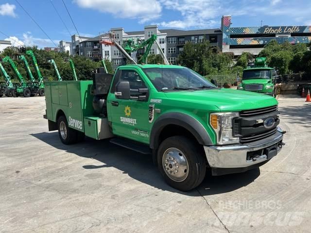 Ford F-450 Municipal/vehicul cu uz general