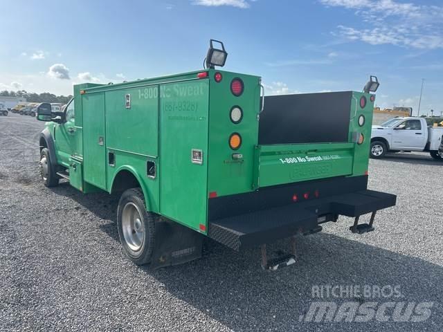 Ford F-450 Municipal/vehicul cu uz general