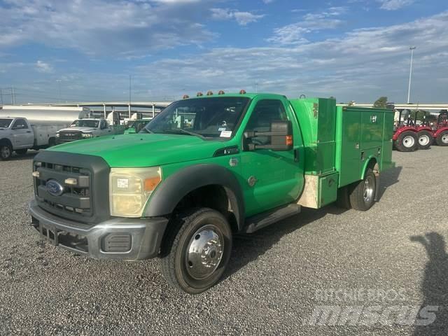 Ford F-450 Municipal/vehicul cu uz general