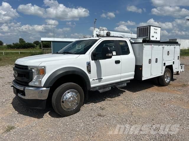 Ford F-550 Municipal/vehicul cu uz general