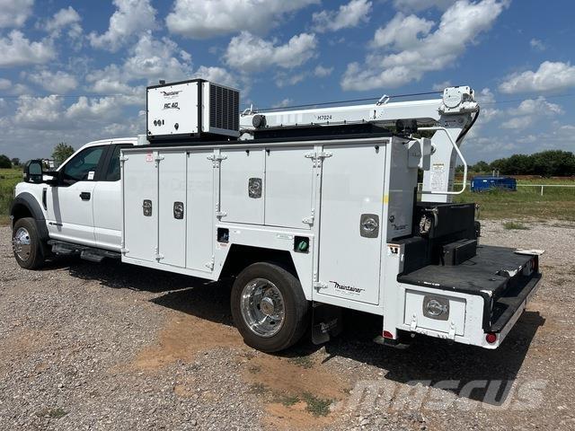 Ford F-550 Municipal/vehicul cu uz general
