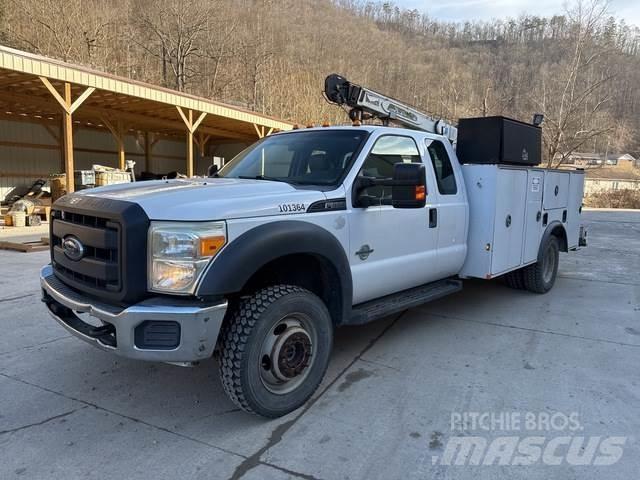Ford F-550 Municipal/vehicul cu uz general
