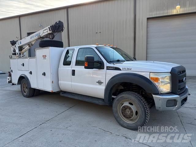 Ford F-550 Municipal/vehicul cu uz general