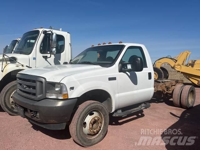 Ford F-550 Cabine si interior