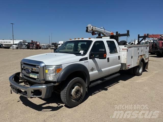 Ford F-550 Municipal/vehicul cu uz general