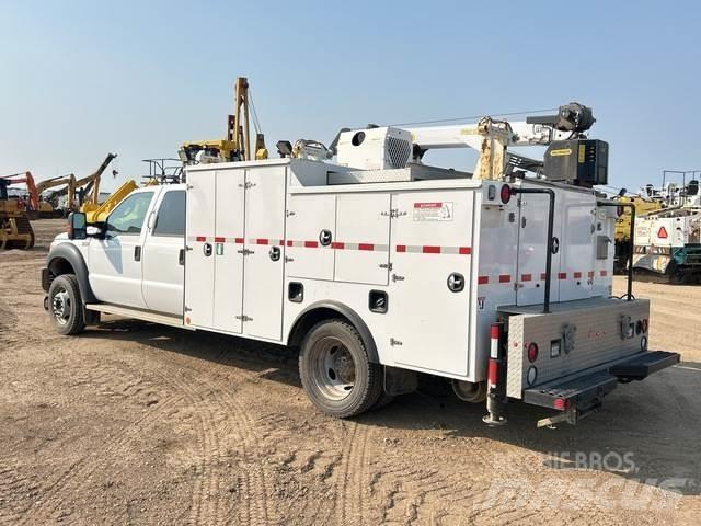 Ford F-550 Municipal/vehicul cu uz general