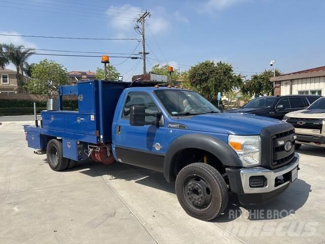 Ford F-550 Pick up/Platou