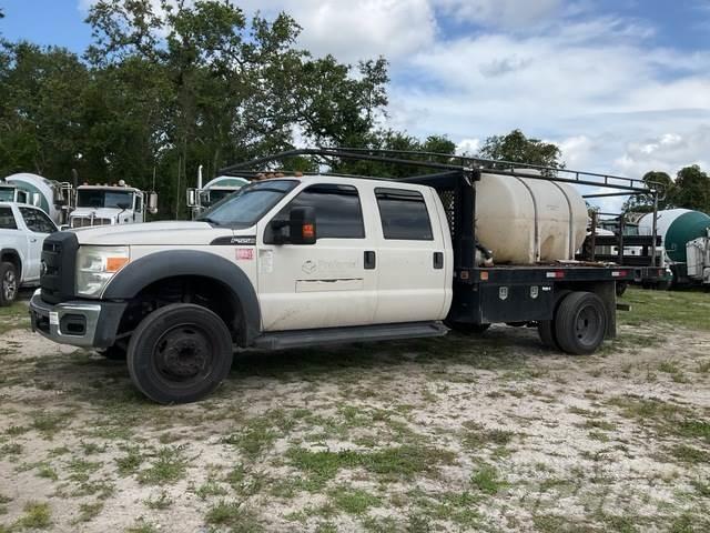 Ford F-550 Camioane platforma/prelata
