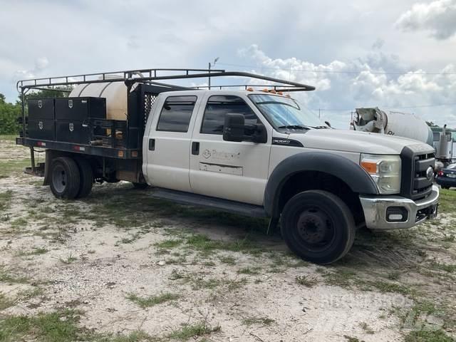 Ford F-550 Camioane platforma/prelata