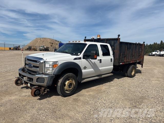 Ford F-550 Camioane platforma/prelata