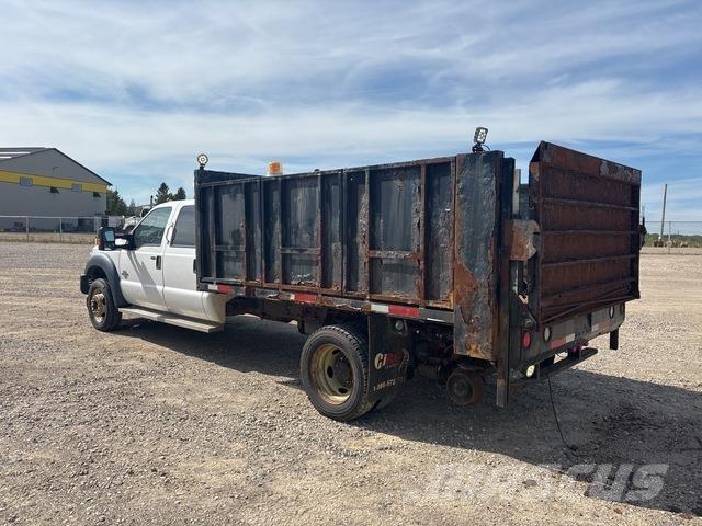 Ford F-550 Camioane platforma/prelata