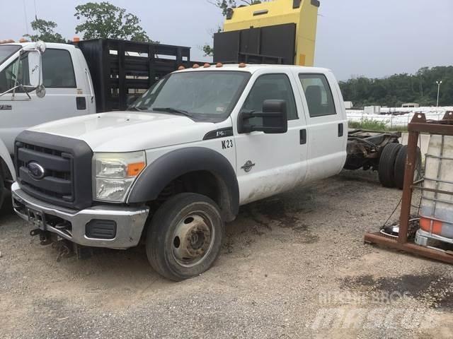 Ford F-550 Cabine si interior