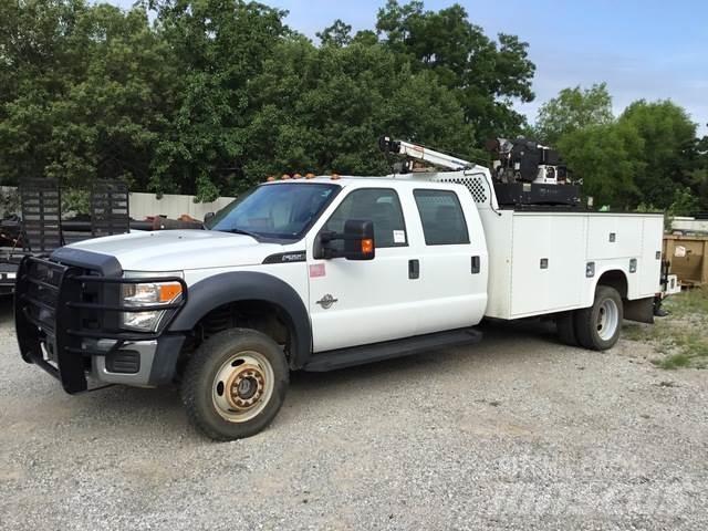 Ford F-550 Municipal/vehicul cu uz general