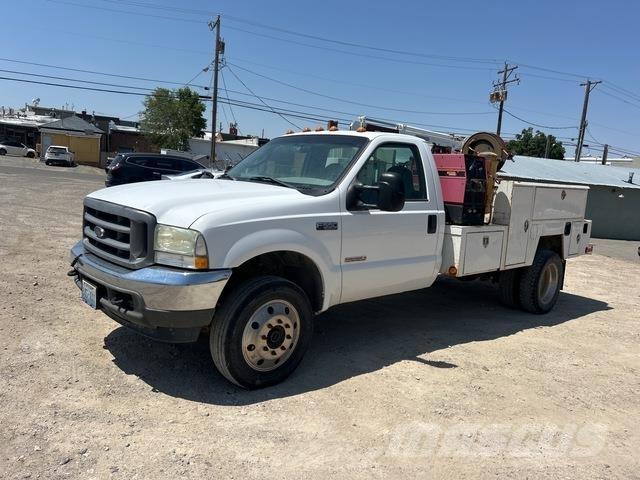 Ford F-550 Municipal/vehicul cu uz general