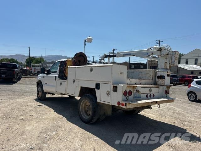 Ford F-550 Municipal/vehicul cu uz general
