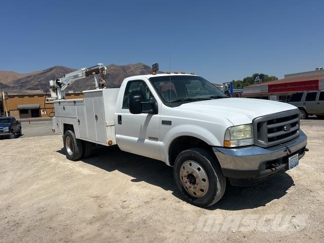 Ford F-550 Municipal/vehicul cu uz general