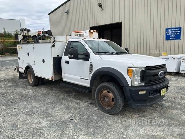 Ford F-550 Municipal/vehicul cu uz general