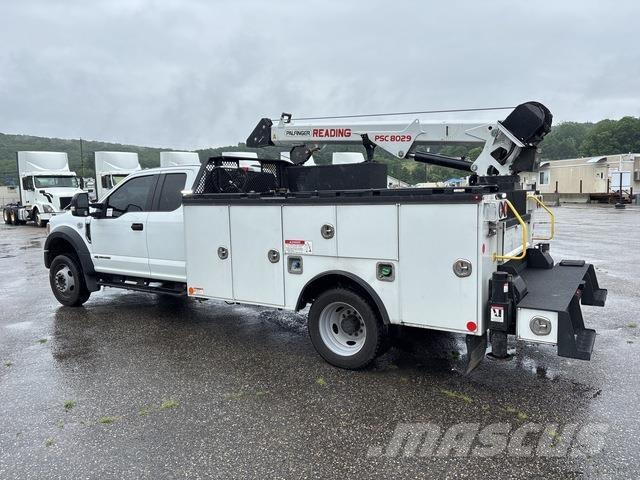 Ford F-550 Municipal/vehicul cu uz general