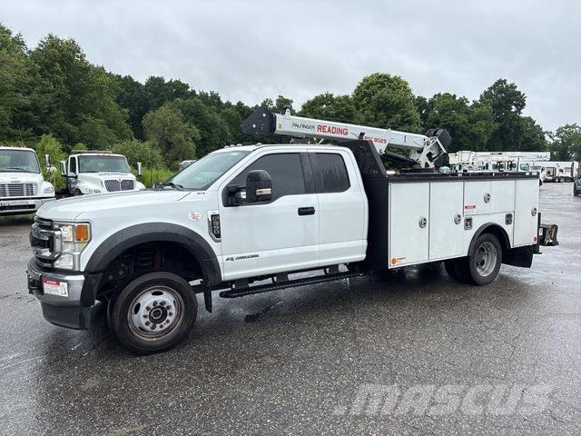 Ford F-550 Municipal/vehicul cu uz general