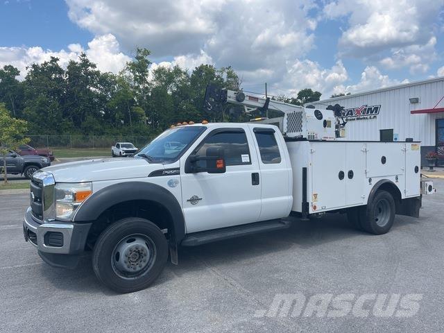 Ford F-550 Municipal/vehicul cu uz general