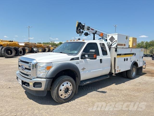Ford F-550 Municipal/vehicul cu uz general