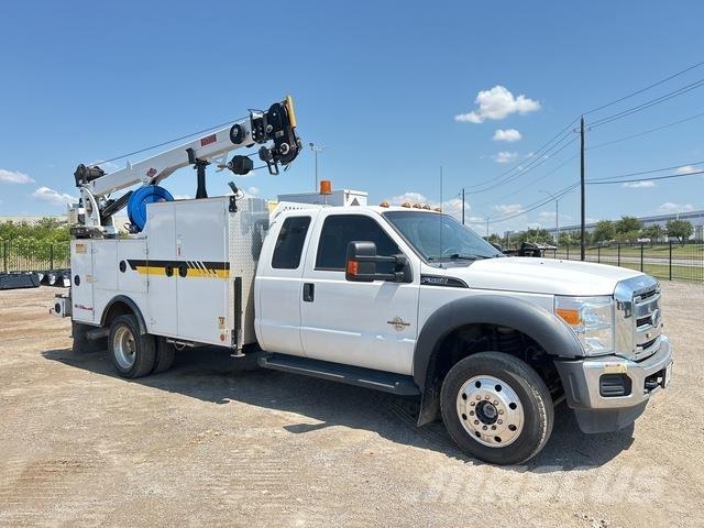 Ford F-550 Municipal/vehicul cu uz general
