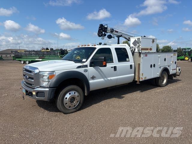 Ford F-550 Municipal/vehicul cu uz general