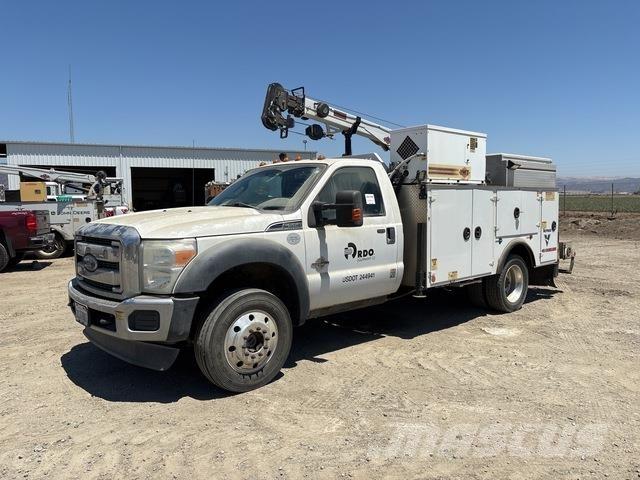 Ford F-550 Municipal/vehicul cu uz general