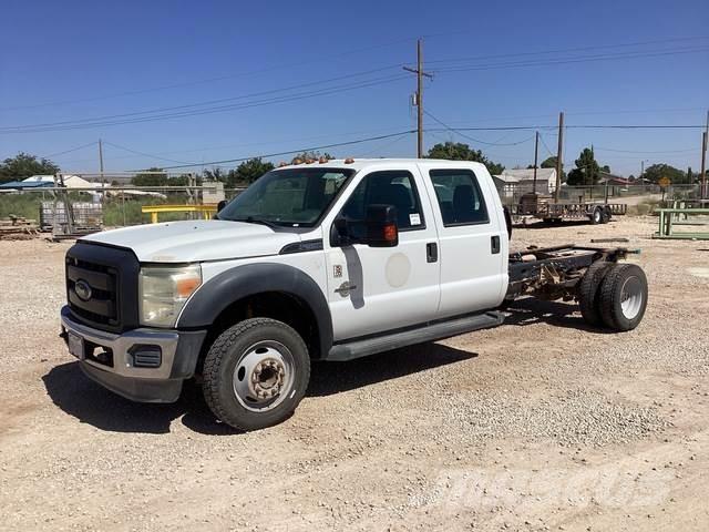 Ford F-550 Cabine si interior
