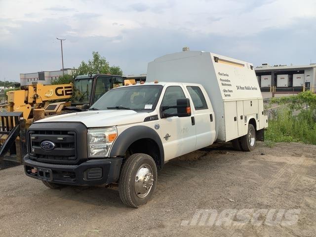 Ford F-550 Municipal/vehicul cu uz general