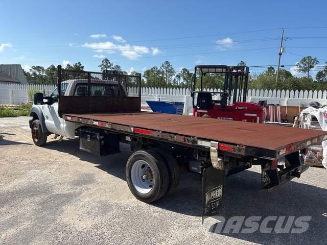 Ford F-550 Autobasculanta