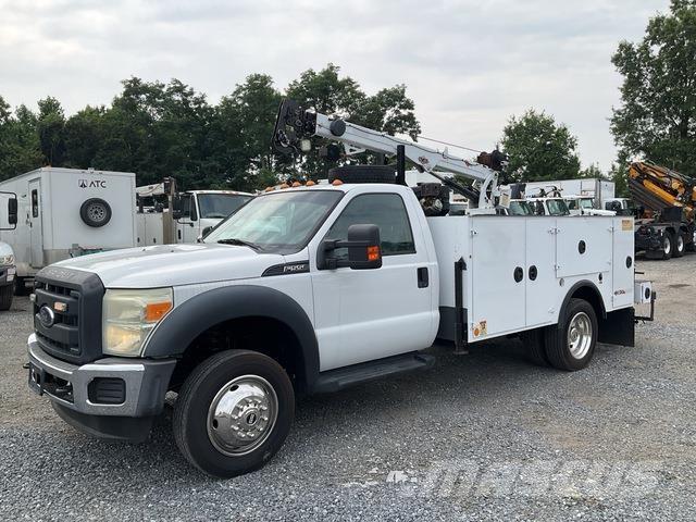 Ford F-550 Municipal/vehicul cu uz general