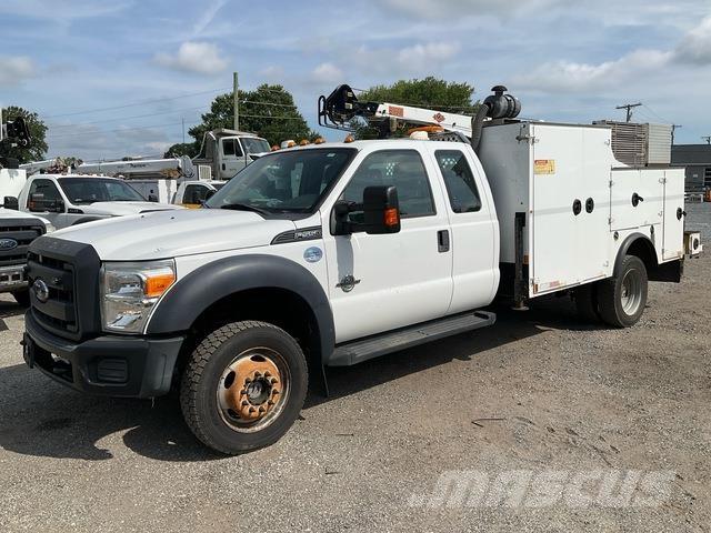 Ford F-550 Municipal/vehicul cu uz general