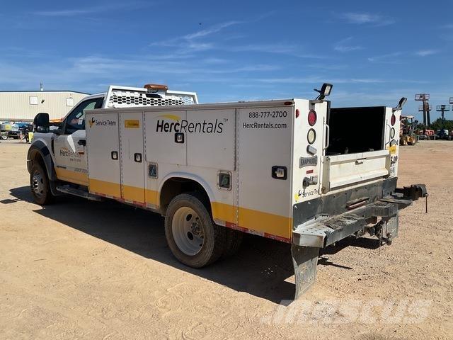 Ford F-550 Municipal/vehicul cu uz general