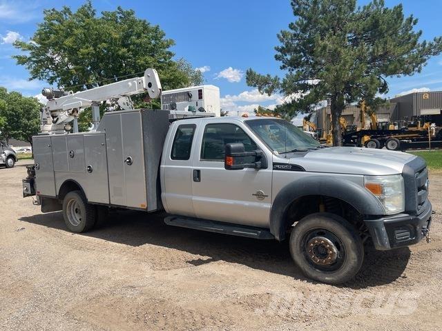 Ford F-550 Municipal/vehicul cu uz general