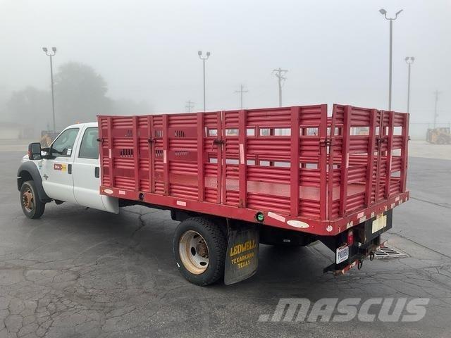 Ford F-550 Camioane platforma/prelata
