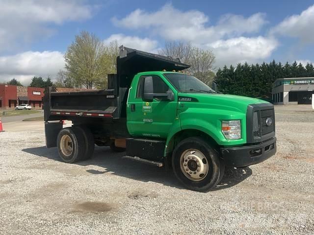 Ford F-650 Autobasculanta
