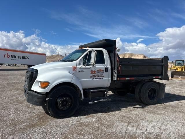 Ford F-650 Autobasculanta