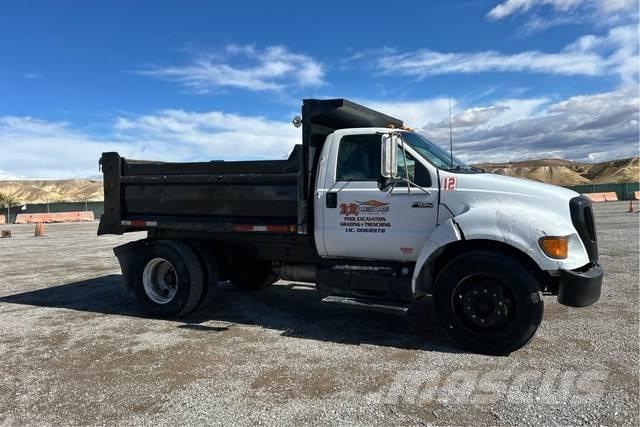 Ford F-650 Autobasculanta