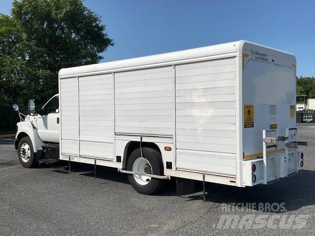 Ford F-650 Camioane transport bauturi