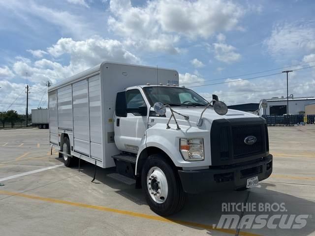 Ford F-650 Camioane transport bauturi