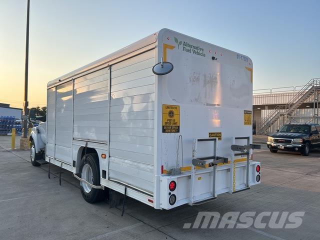 Ford F-650 Camioane transport bauturi