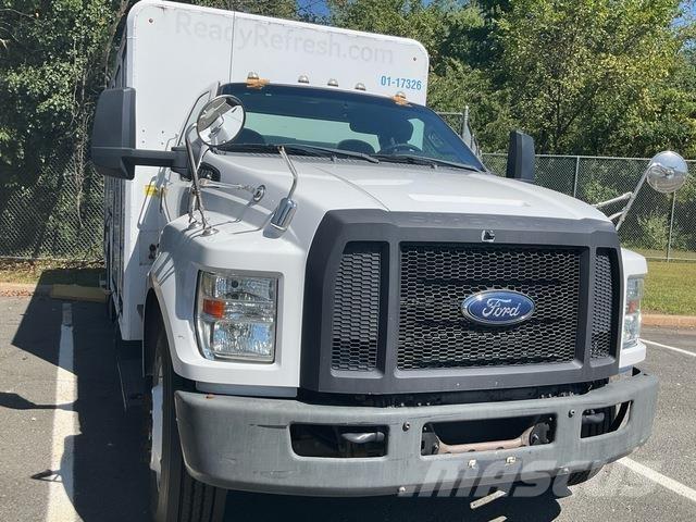 Ford F-650 Camioane transport bauturi