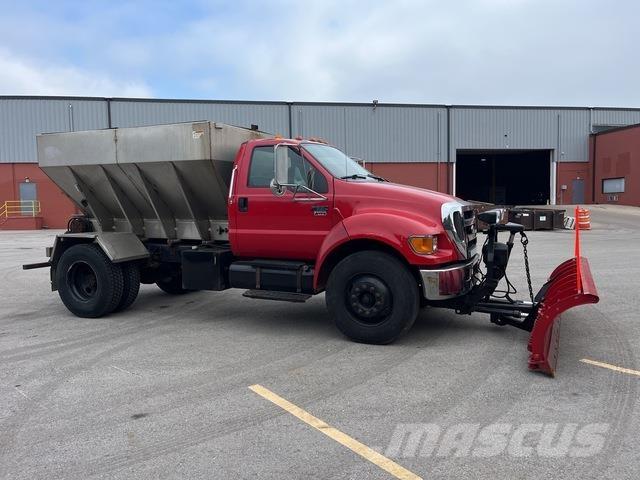 Ford F-650 Lame pentru dezapezire si pluguri