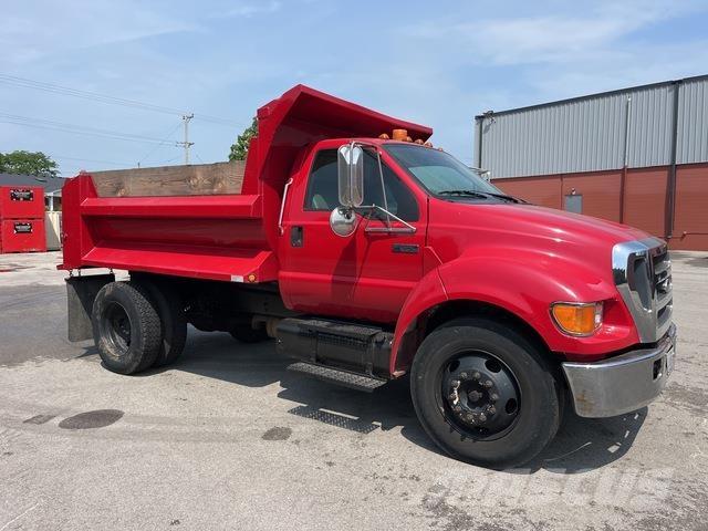 Ford F-650 Autobasculanta