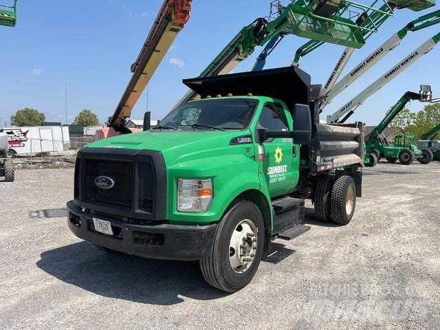 Ford F-650 Autobasculanta