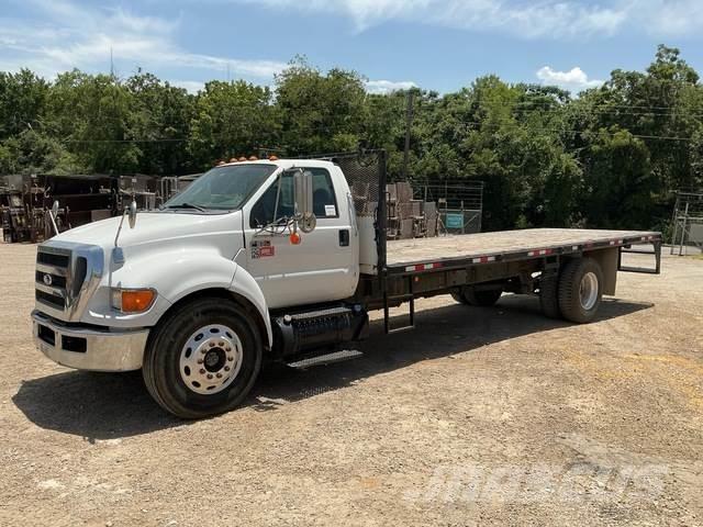 Ford F-650 Camioane platforma/prelata