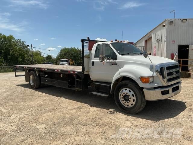Ford F-650 Camioane platforma/prelata