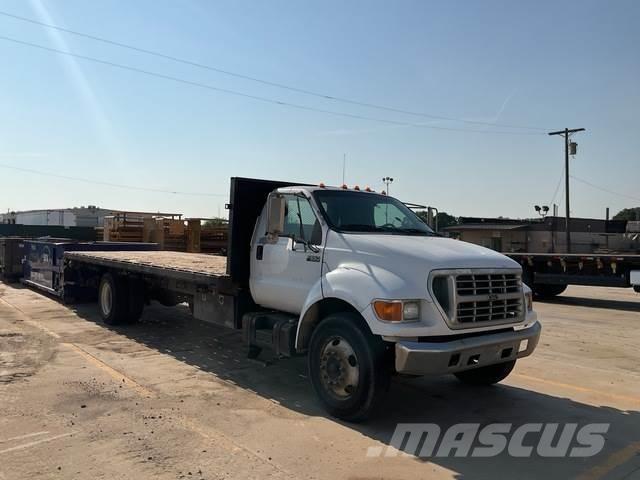 Ford F-650 Camioane platforma/prelata